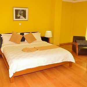 Standard King Suite